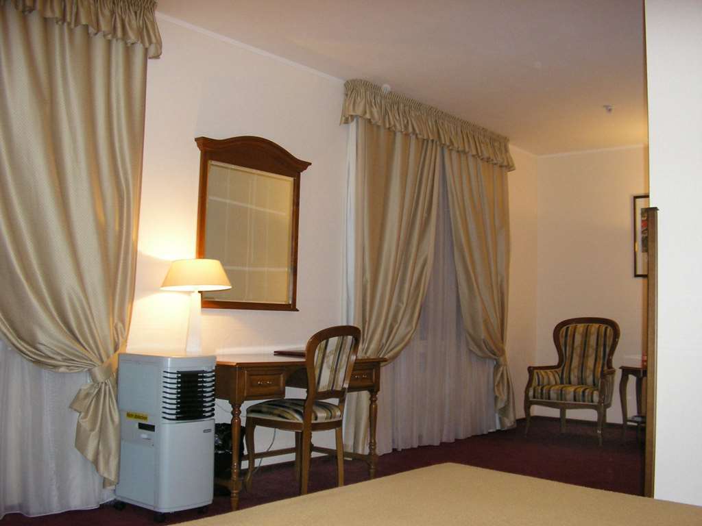 Art Hotel Academy Dnipro Quarto foto